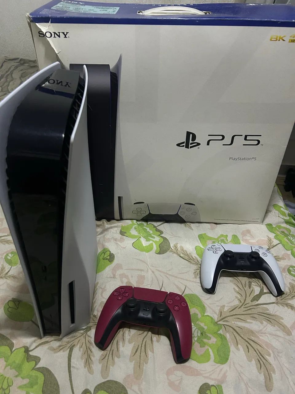 PS5 + 2 controles + 8 jogos | Perfeito estado - Foto 2