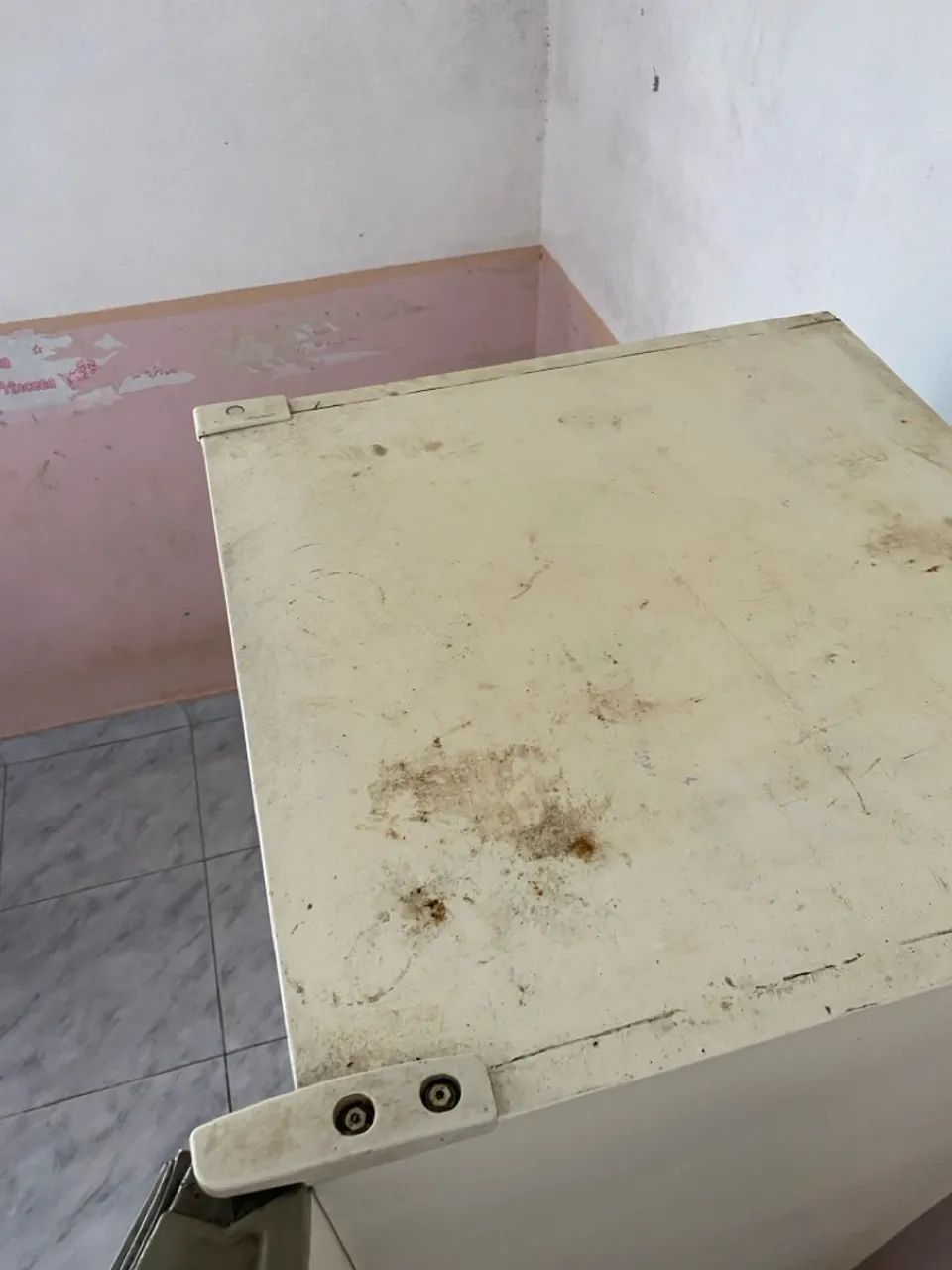 Geladeira Esmaltec obs: LER ANUCIO  - Foto 5