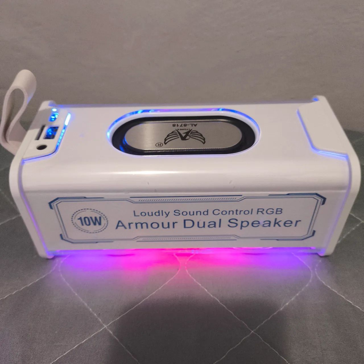 Caixinha de som RGB 10W  - Foto 3