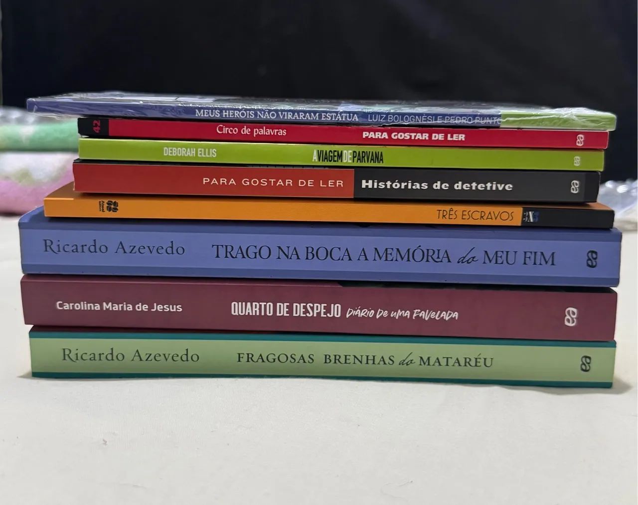 Livros Novos e Usados - Diversos Autores