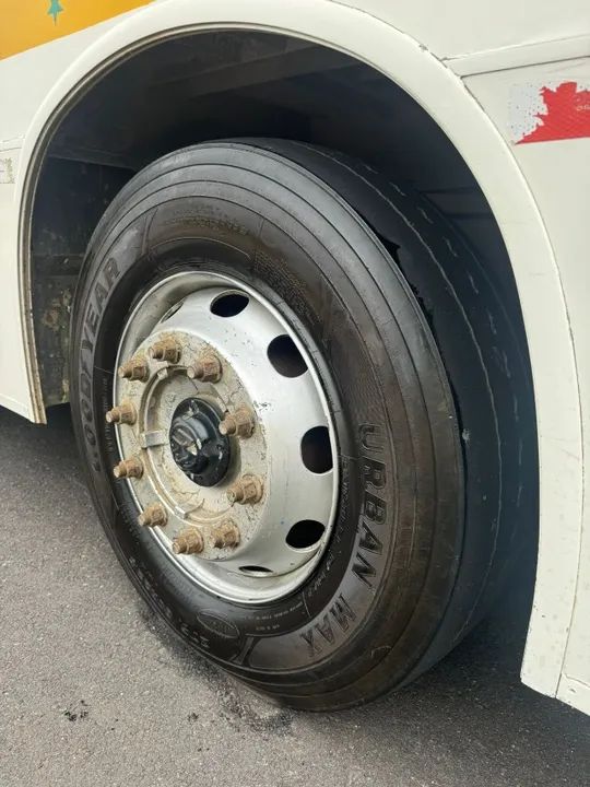 Ônibus Urbano (Micrão) Volks Comil  - Foto 5