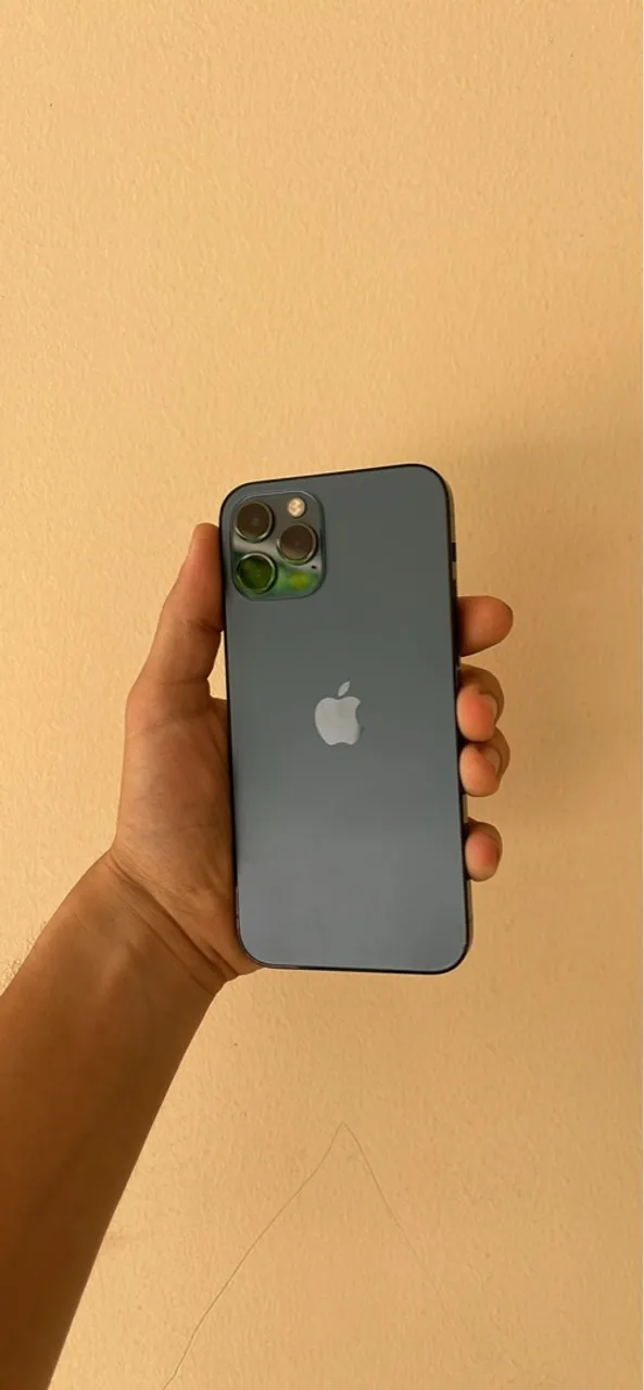 iPhone 12 Pro 128 giga todo conservado