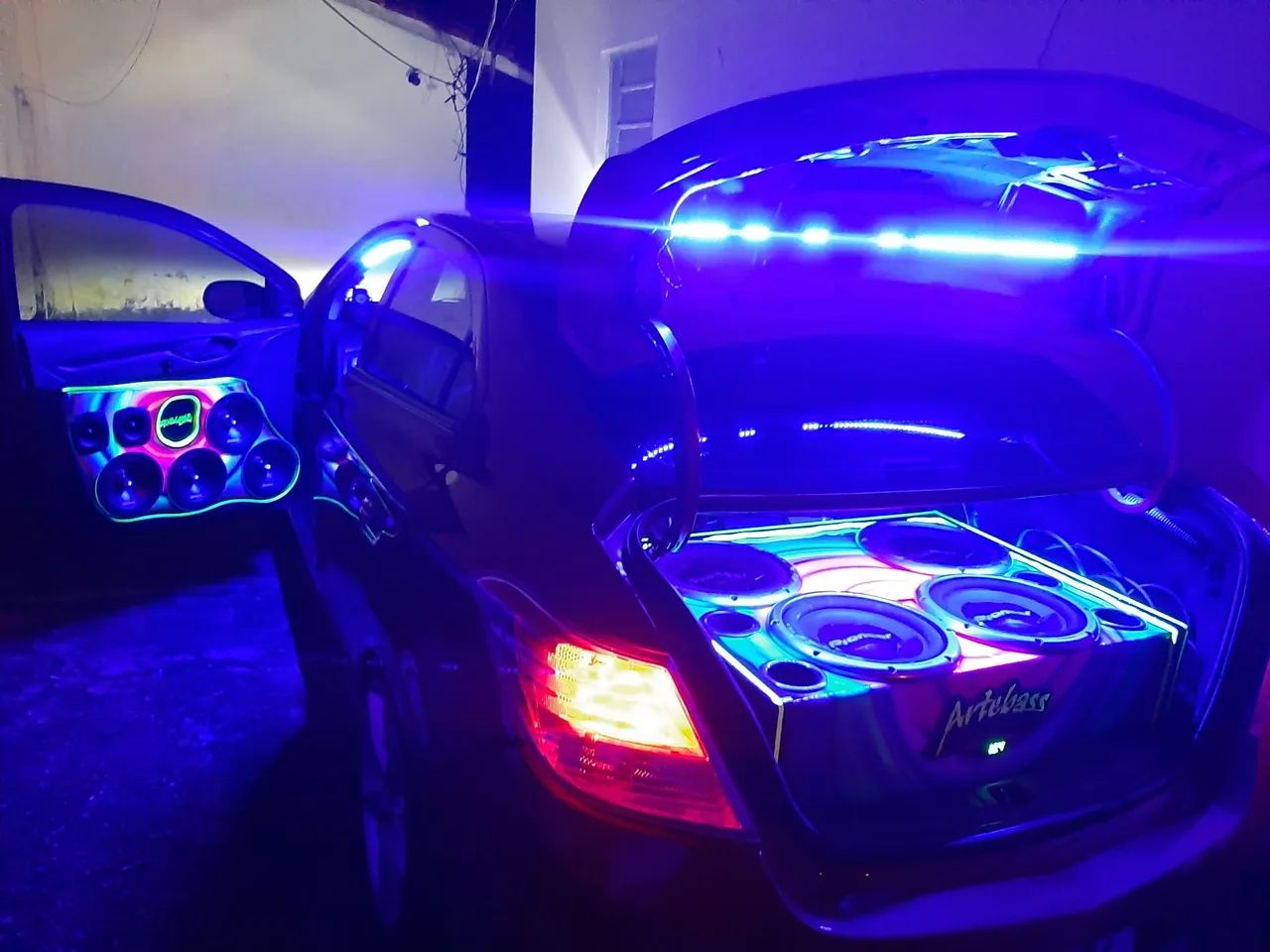 Som Automotivo Completo 0