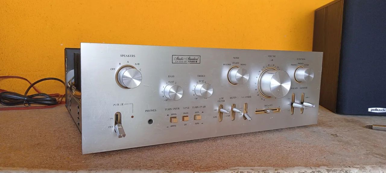 Amplificador integrado FISHER CA 2310