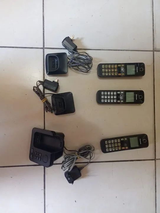 3-TELEFONE R$480,00 SEM FIO PANASONIC KXTG35LA