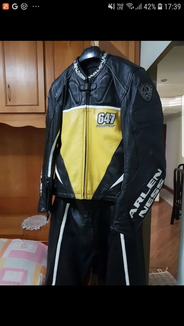 Macacão em couro para motociclista com alta performance e qualidade para sua segurança.  - Foto 2