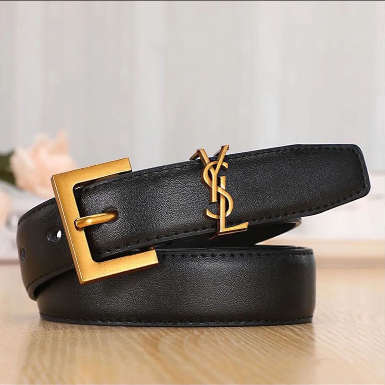 Cinto Saint Laurent Preto Couro Fivela Dourada Original  - Foto 2