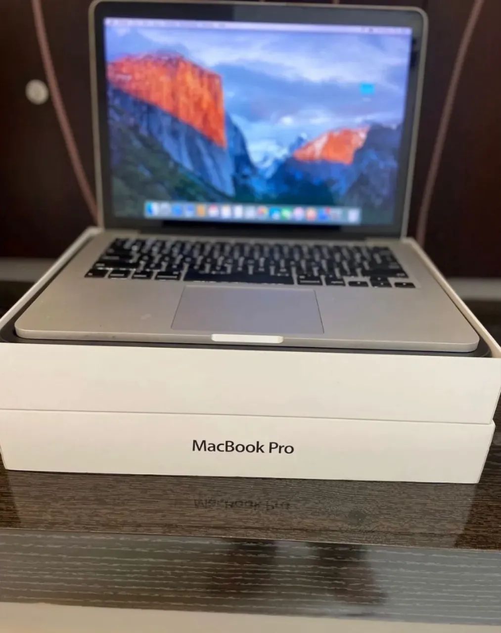 MACBOOK PRO 