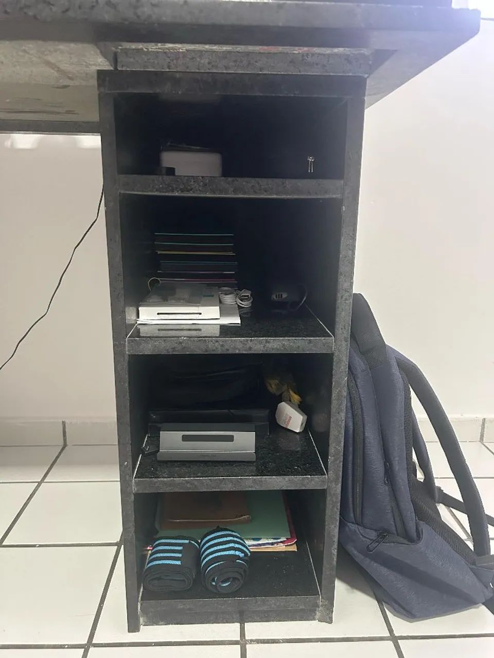 Mesa de escritório feita de  granito preto  - Foto 3