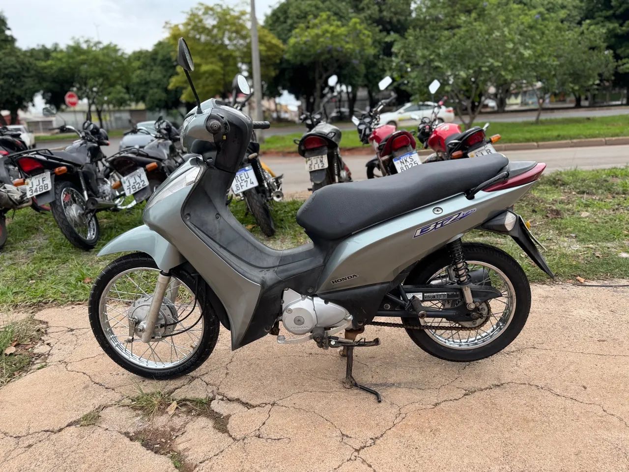 Honda Biz 125 2015 com Ipva 2025 pago - Foto 2