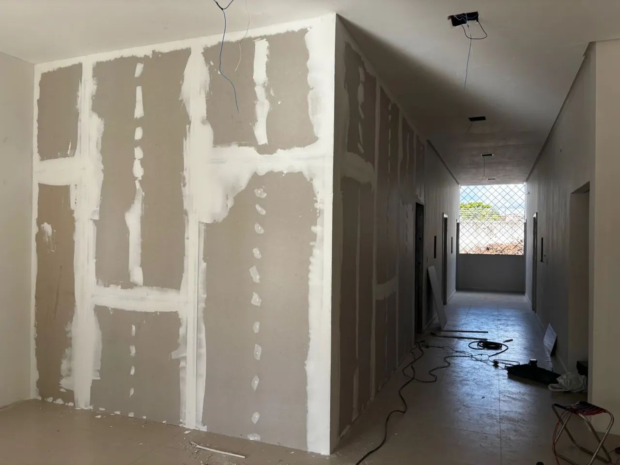 ALUGO PRÉDIO COMERCIAL NO CENTRO - Foto 7