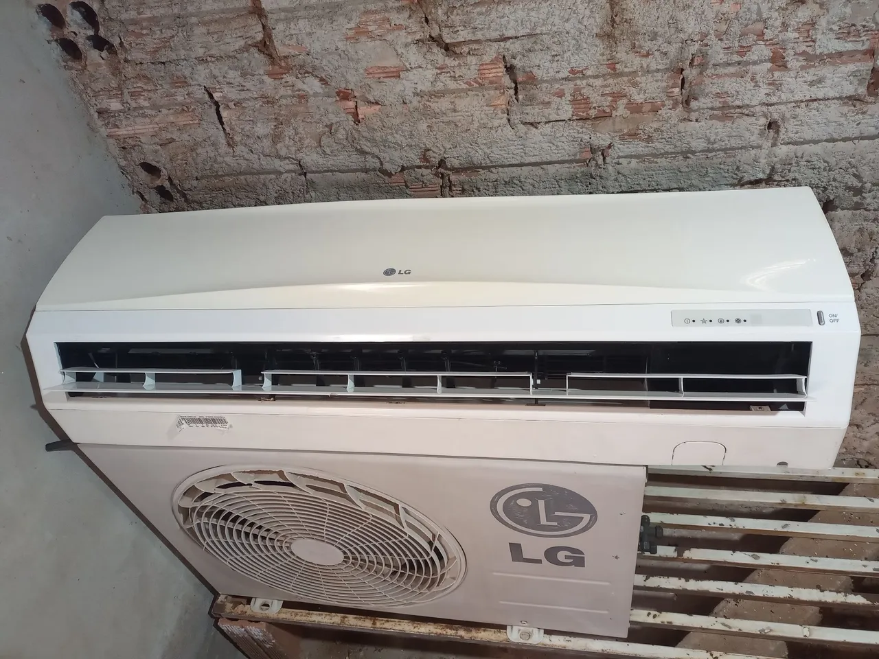 Ar Condicionado LG Split 9.000 BTUs