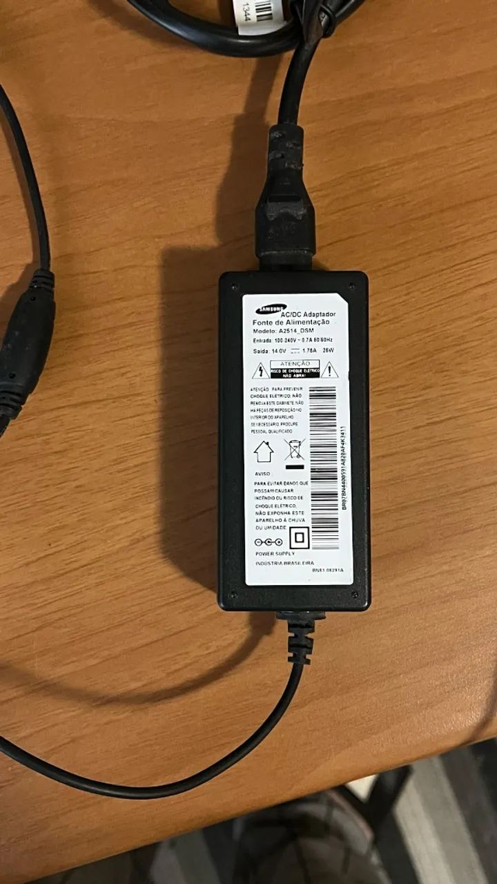 Monitor Samsung 75Hz S20C300FL - LED 19,5" 1600x900 - Foto 6