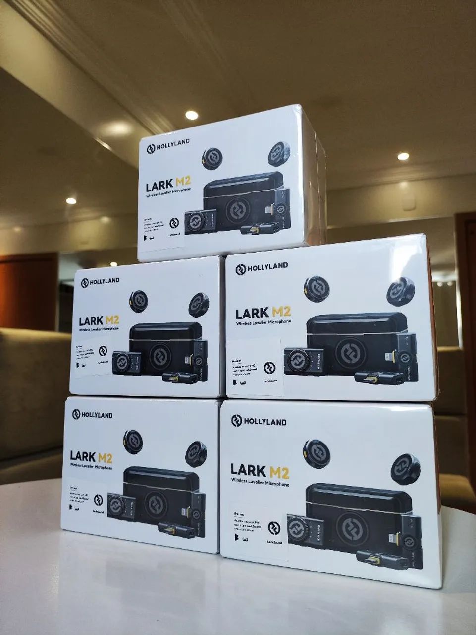 Microfone Sem Fio Hollyland Lark M2 - Novo