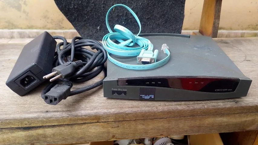 Roteador Cisco 805 Ethernet Serial Cisco 801-805 Funcionando
