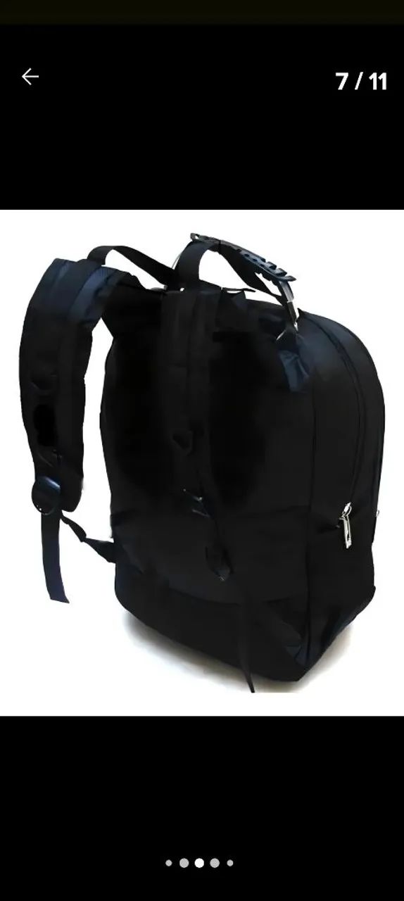 Mochila Preta Reforçada com Design Moderno - Foto 5