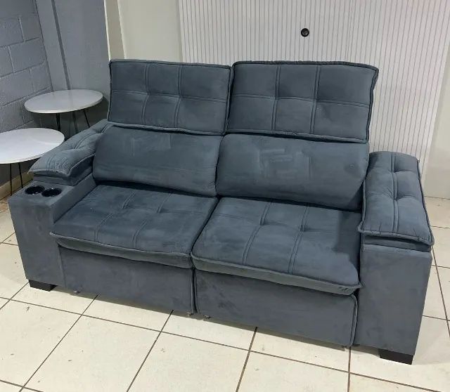 Sofá Retrátil e Reclinável Manaus 2,00m com Porta Copos direto da fabrica