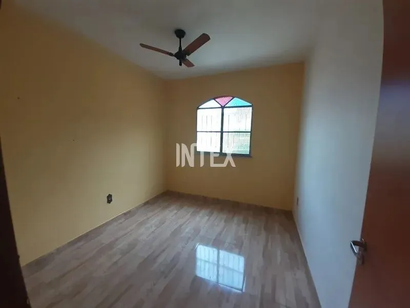 Oportunidade! Casa à Venda em Niterói-RJ, Bairro Fonseca: 2 Quartos, Sala, Banheiro - 123m
