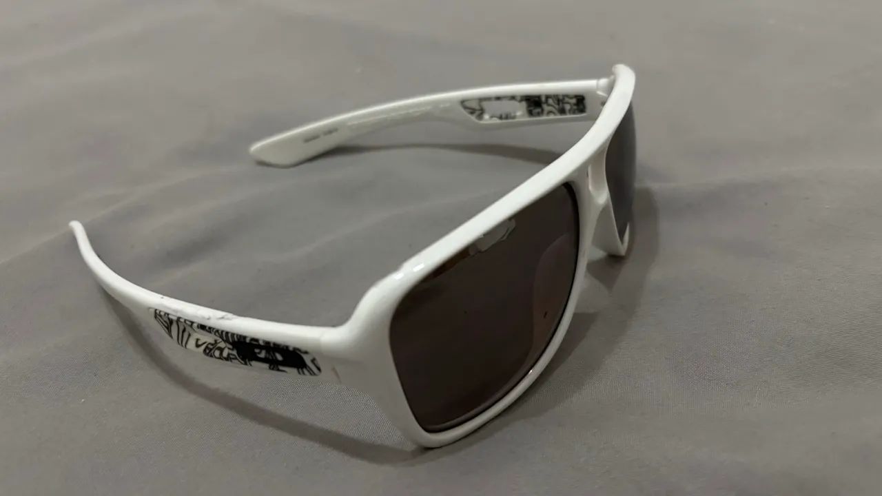 Vendo óculos modelo raridade oakley original