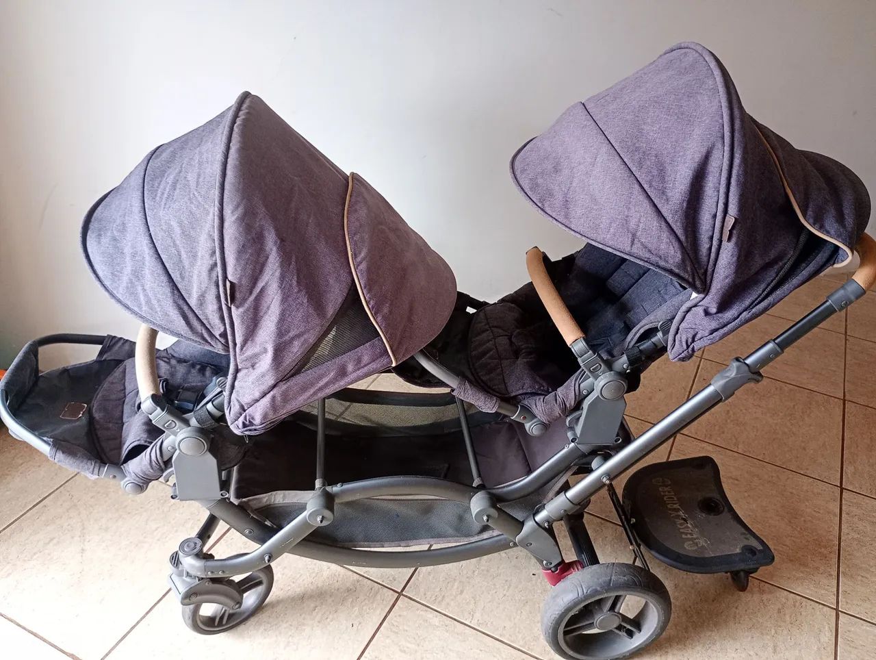 Carrinho de Bebê Duplo - Foto 6