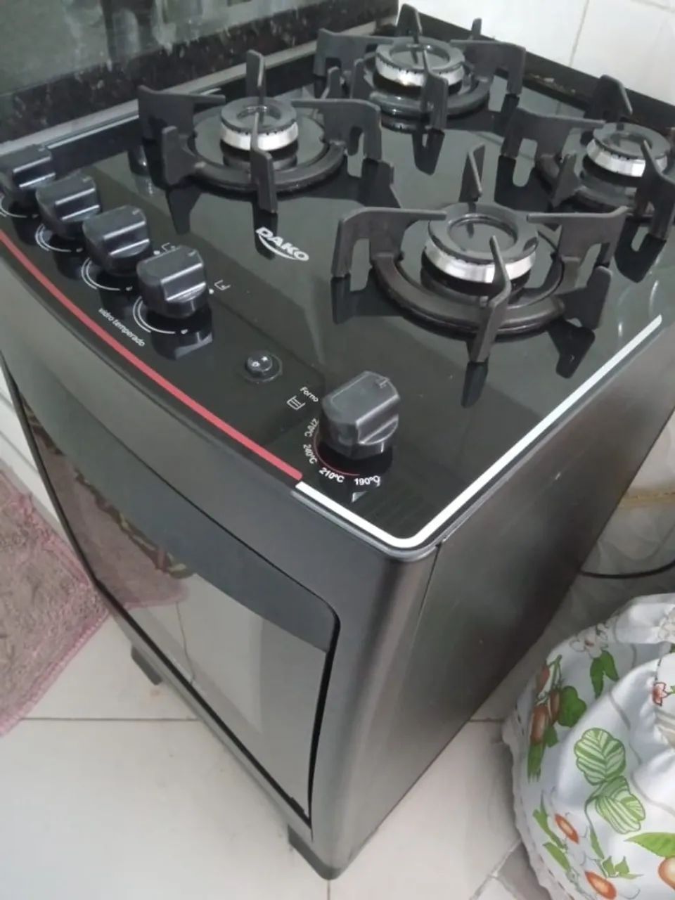 FOGAO DAKO CONSERVADISSIMO, 4 BOCAS, TAMPAO DE VIDRO, FACIL LIMPEZA, TUDO FUNCIONANDO - Foto 4