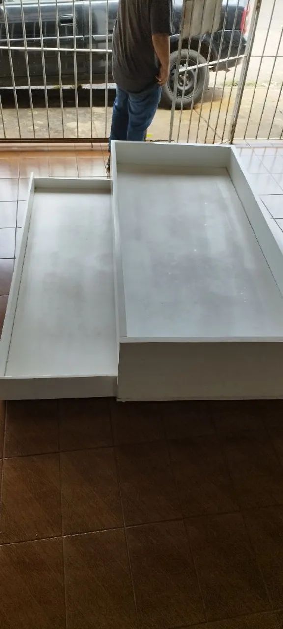 Reinforced 2-in-1 children's bed base, nearly new