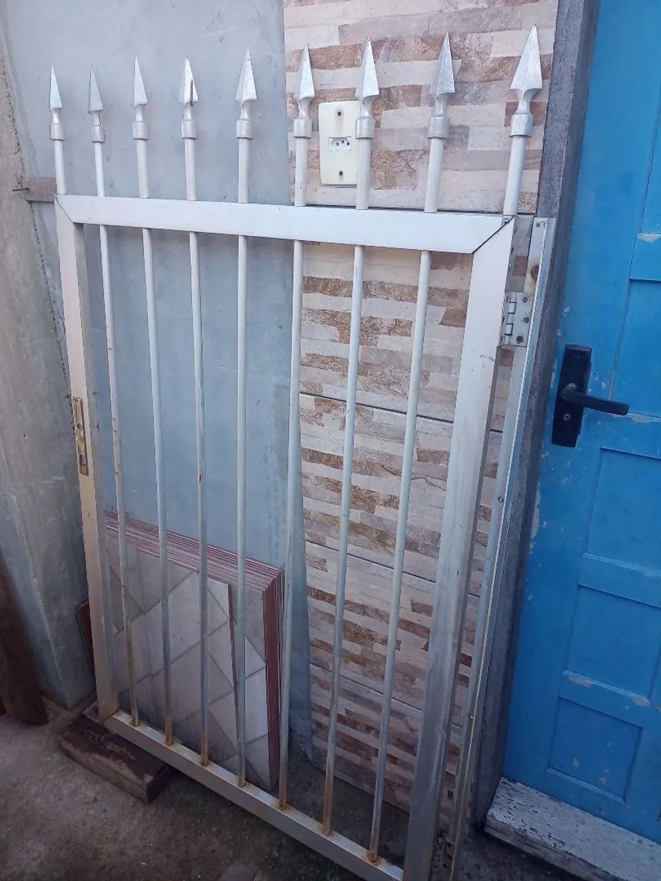 Portão de Alumínio 64316685922305122