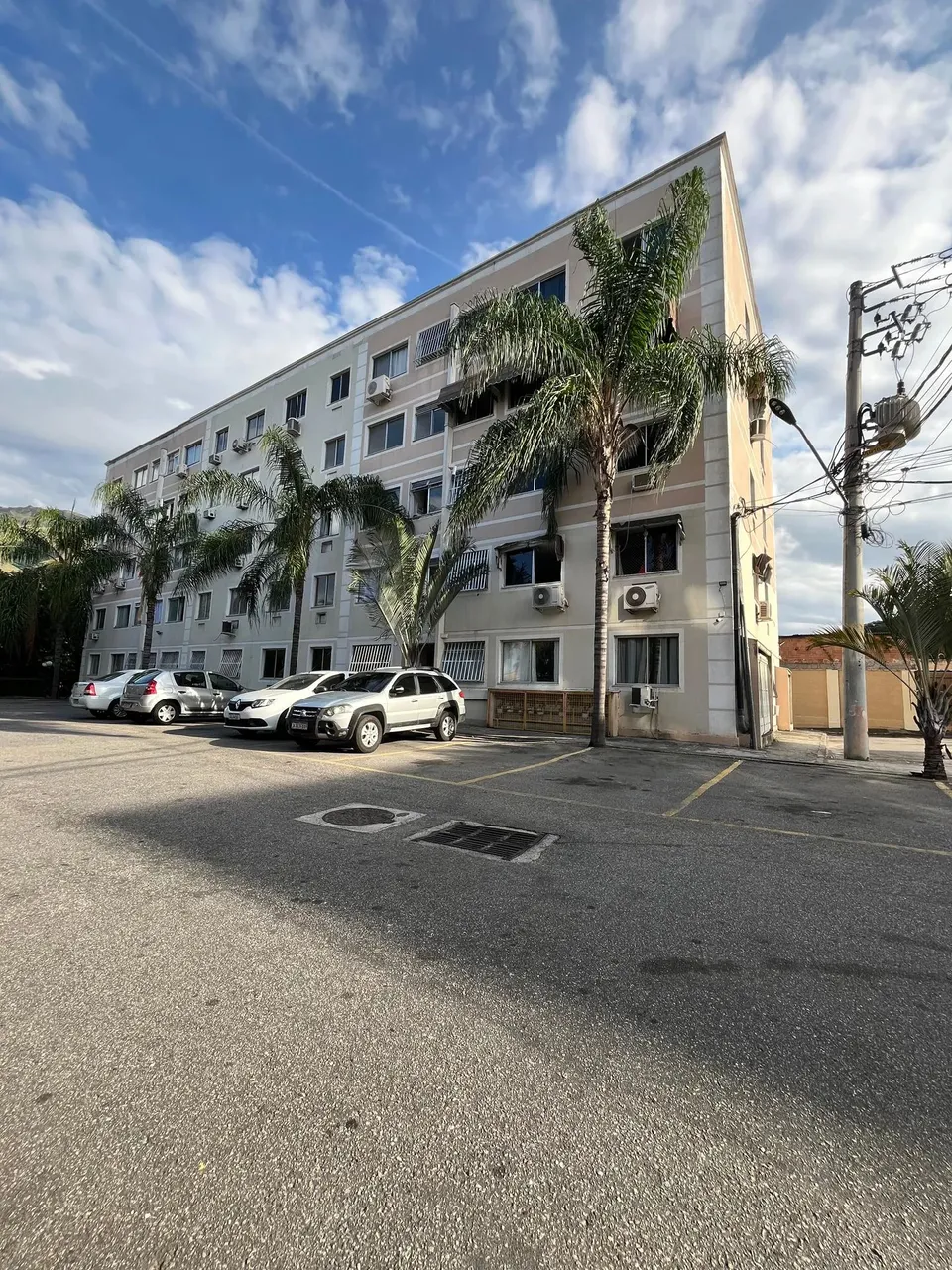 IVS IMOBILIARIA ALUGA APARTAMENTO EM CONDOMÍNIO EM BANGU