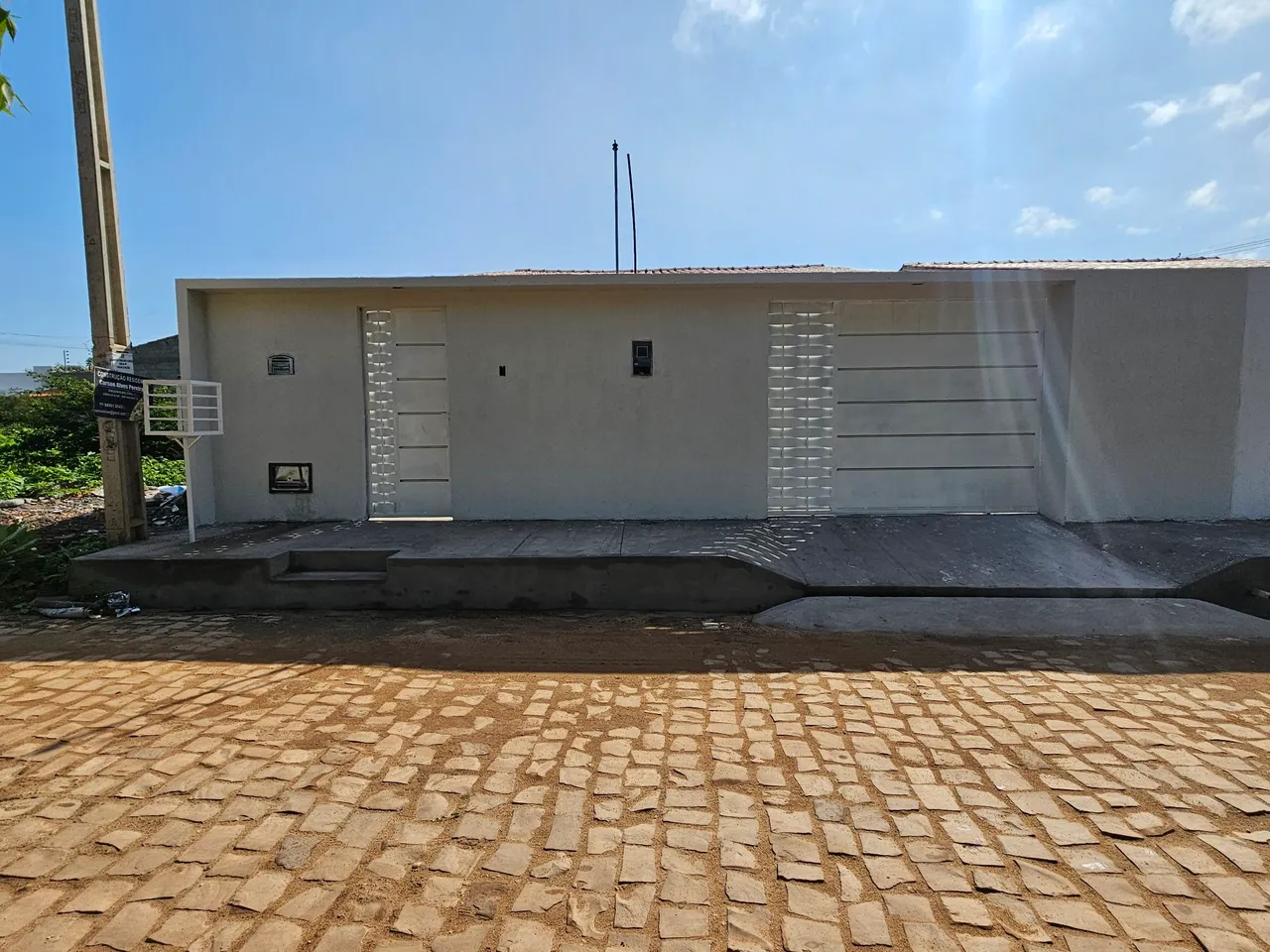 CASA NOVA DISPONÍVEL A VENDA