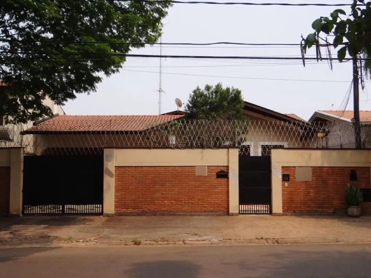 Casa à venda em Campinas, Jardim das Paineiras, com 3 suítes, com 363 m²