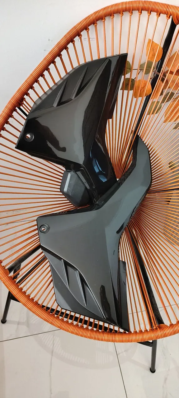Carenagem tampa lateral fan 160