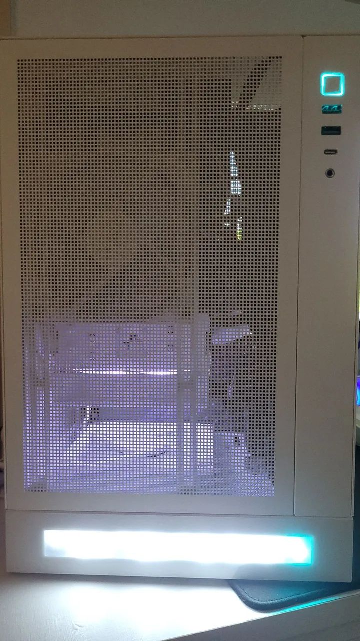 PC Gamer Ryzen 7 8700G + Intel Arc B580 | 32GB DDR5 | 2K - Foto 4