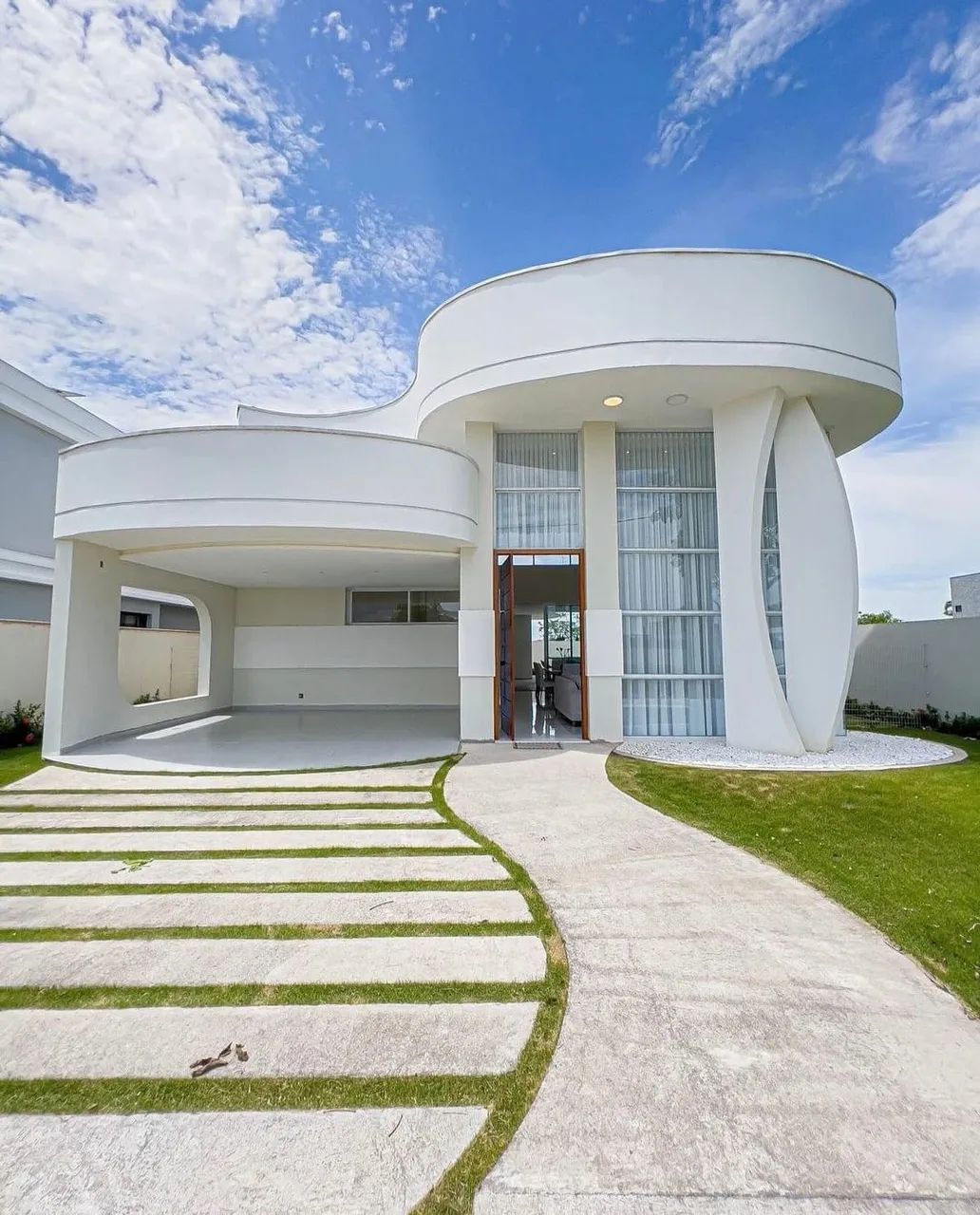Alphaville Jacuhy - Casa linear 03 quartos com suíte.