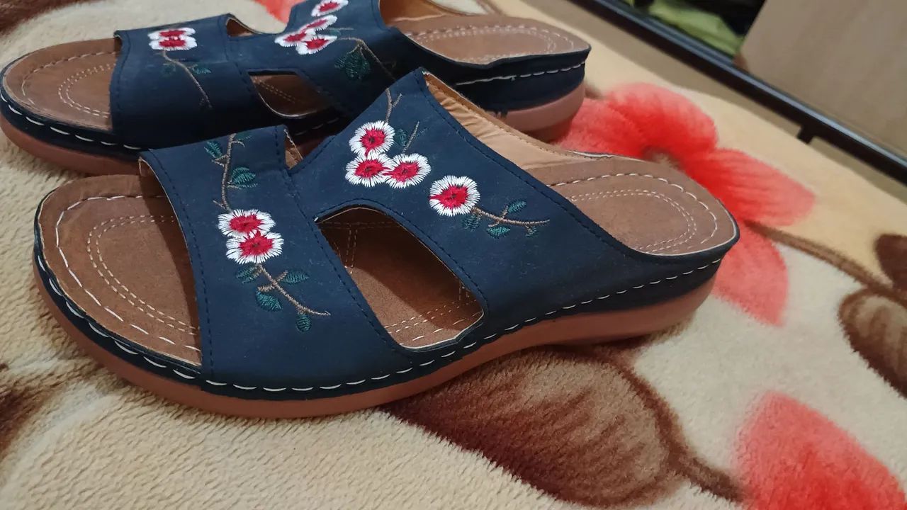 Sandálias Feminina n°37 sem uso  - Foto 2