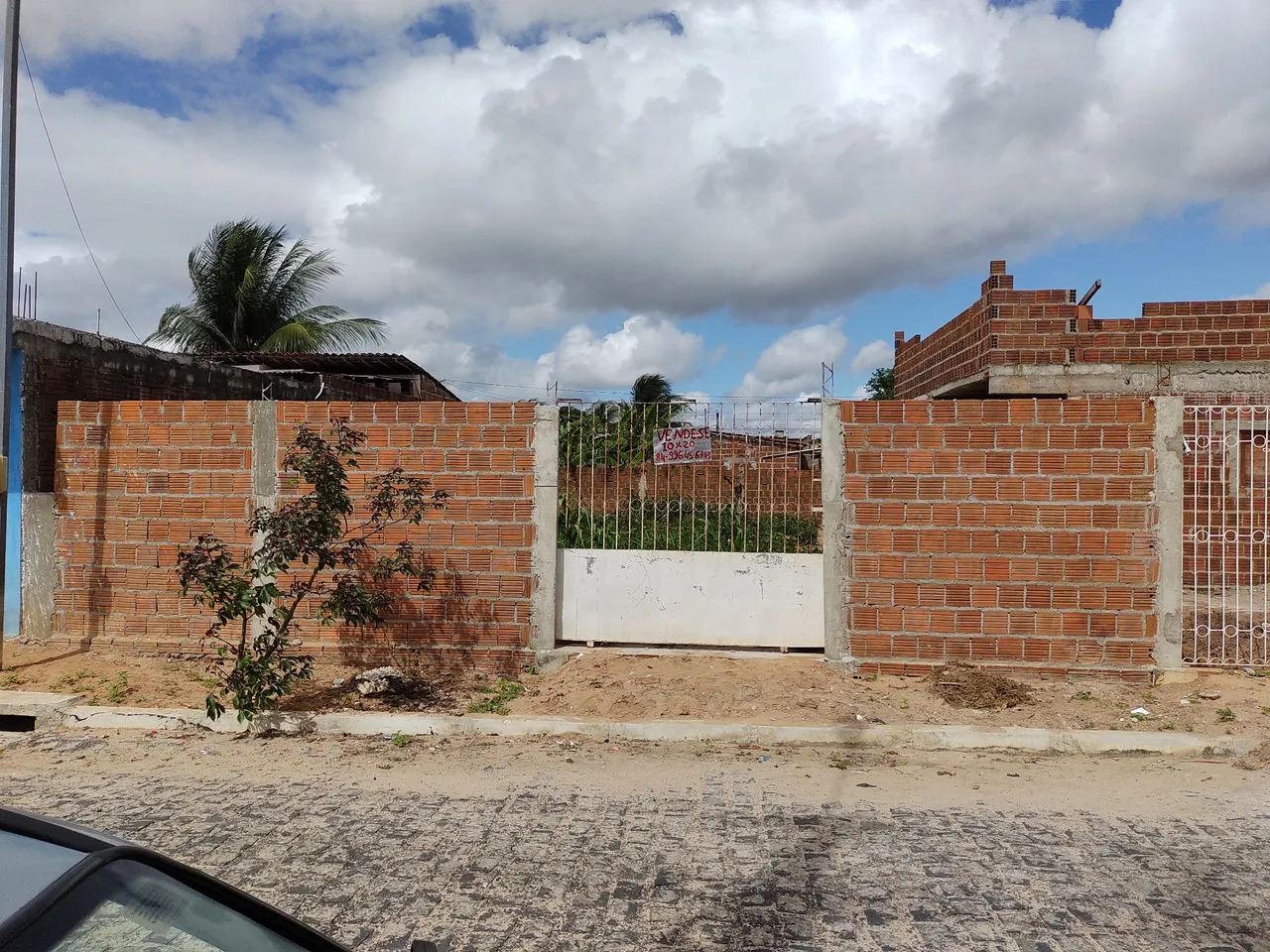 Vendo este terreno