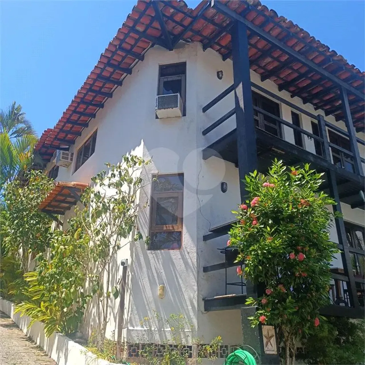 Condomínio com 2 quartos para locação em Geribá - RJ