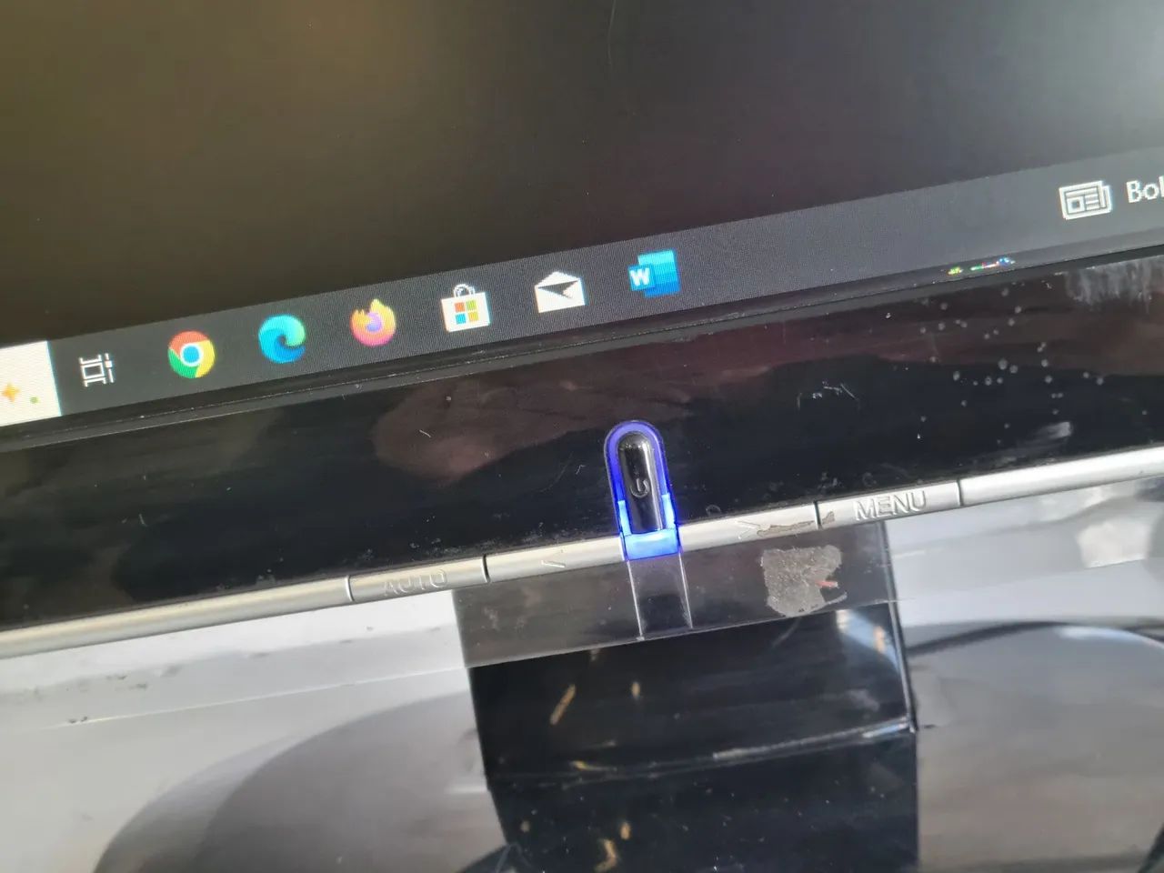 Monitor 19" Polegadas Lenovo com Detalhes Conforme Fotos - Foto 4