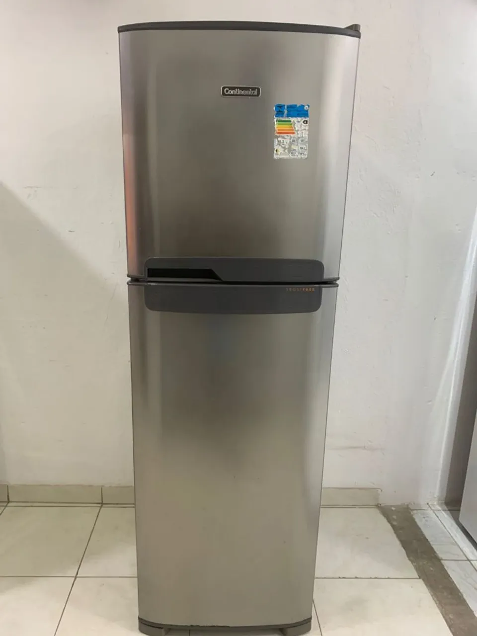 Geladeira Continental Inox 394 Litros 