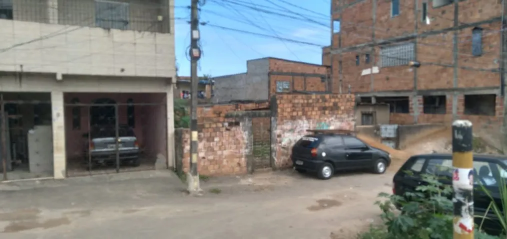 Terreno plano já com fundação