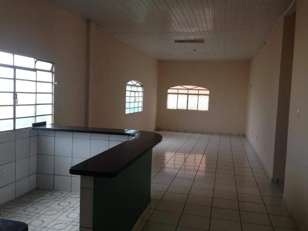 Salão Comercial para aluguel, Bosque - Rio Branco/AC