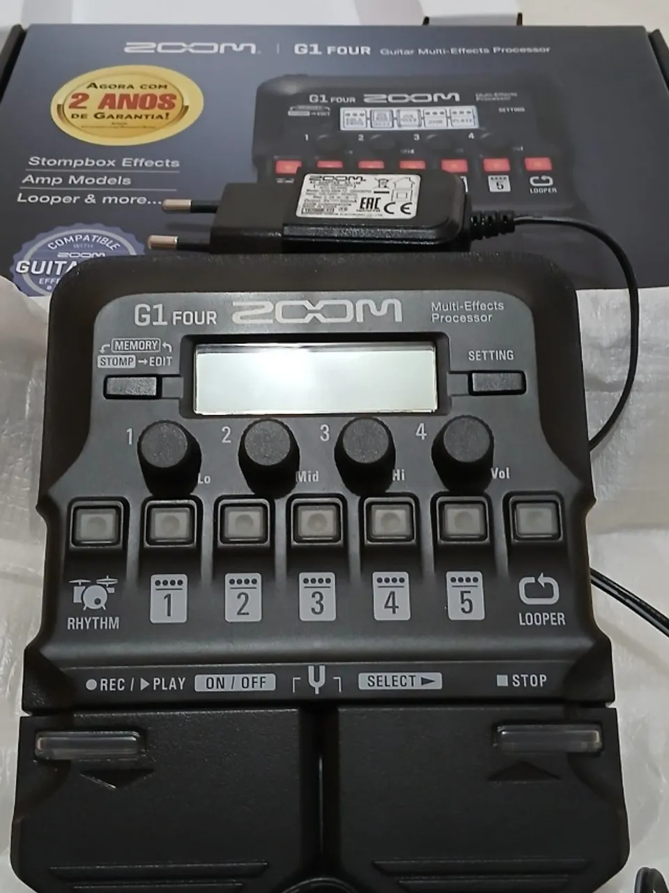Zoom G1 Four processador multi-efeitos para guitarra
