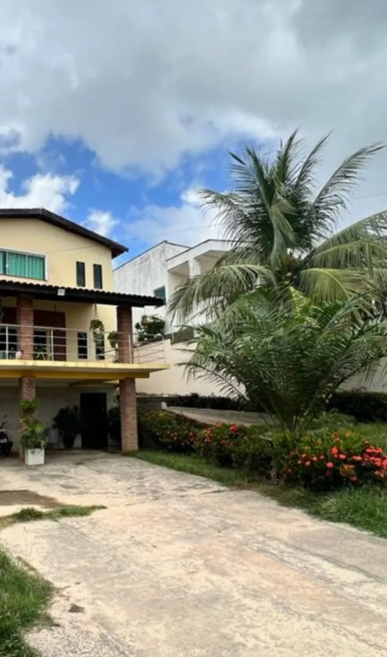 Excelente casa no Araçagy, dois pavimentos, lado praia nascente