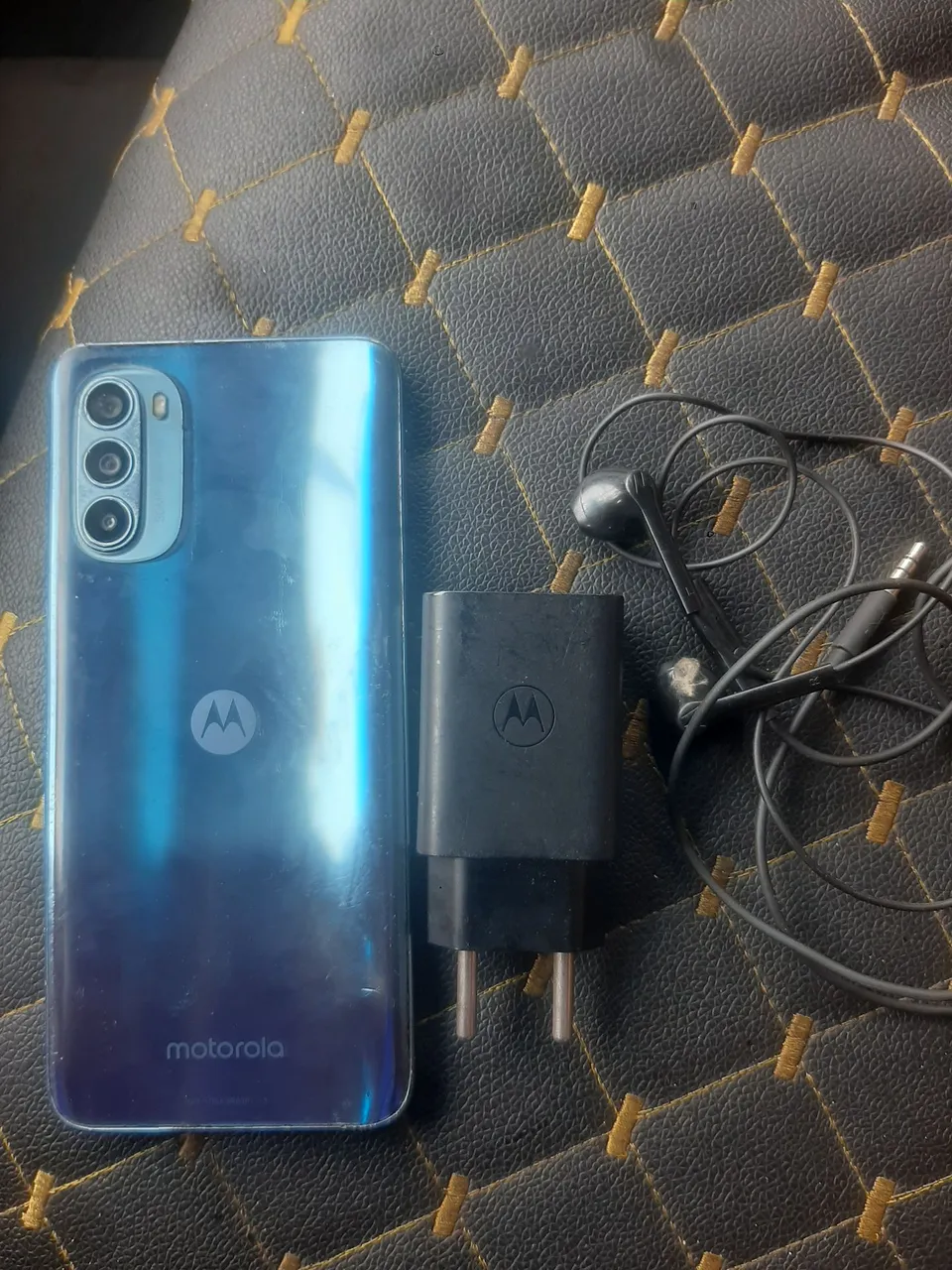 Moto G52 128 gigas