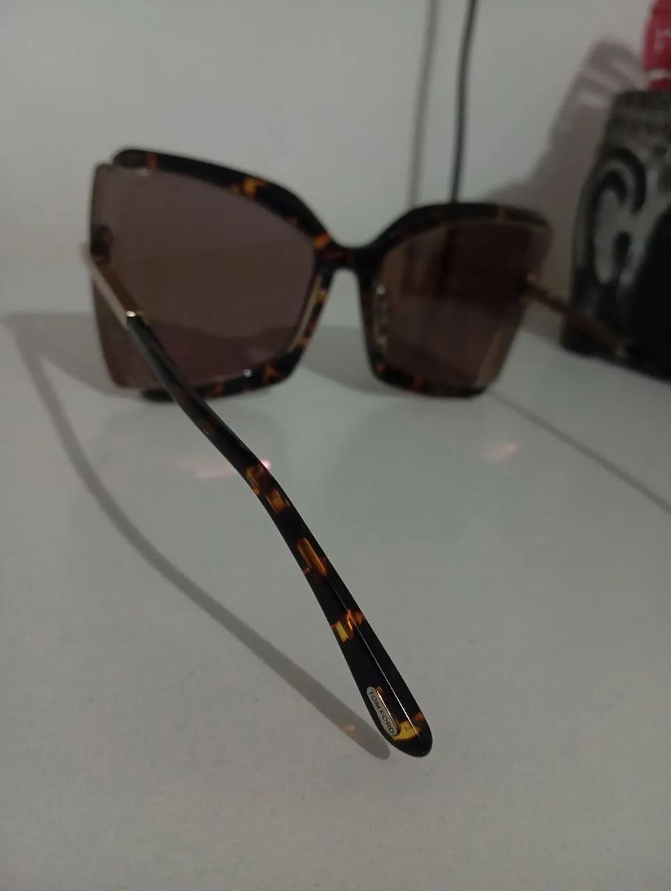 Óculos de Sol Feminino Estiloso (TOM FORD) - Foto 4