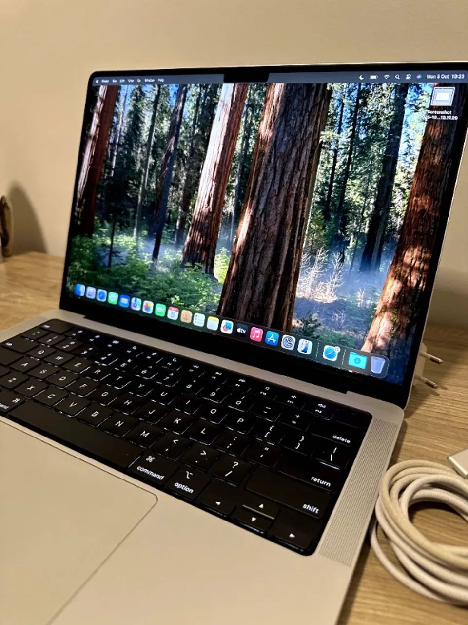 MacBook Pro 14 - M1 / 16GB RAM / 512GB SSD - Impecável - Notebooks