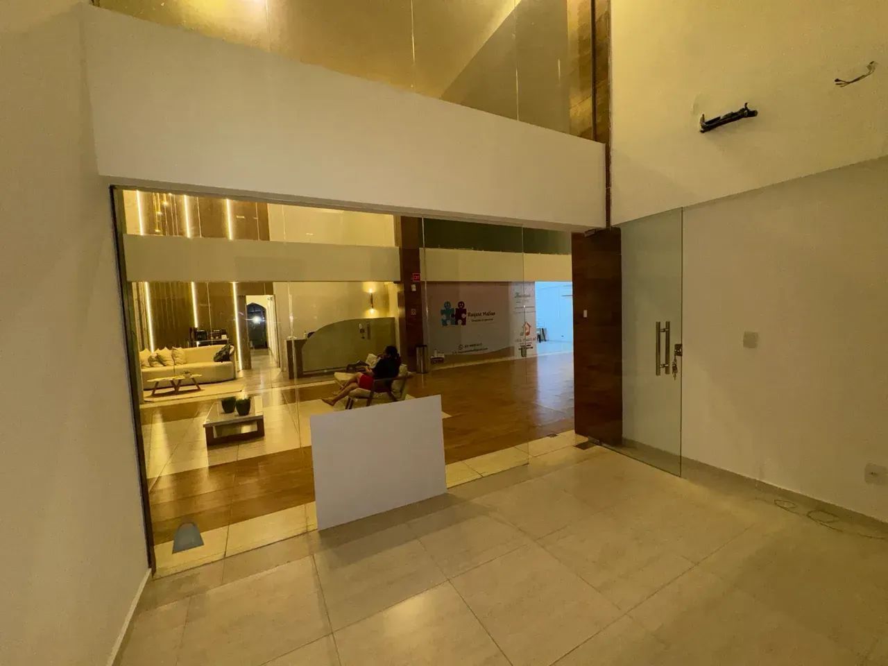 Sala comercial 41m2 no Jardim Luna