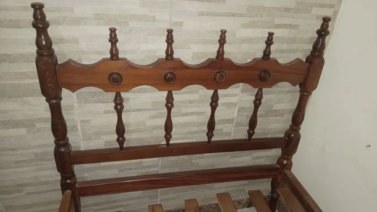 Cama de solteiro 