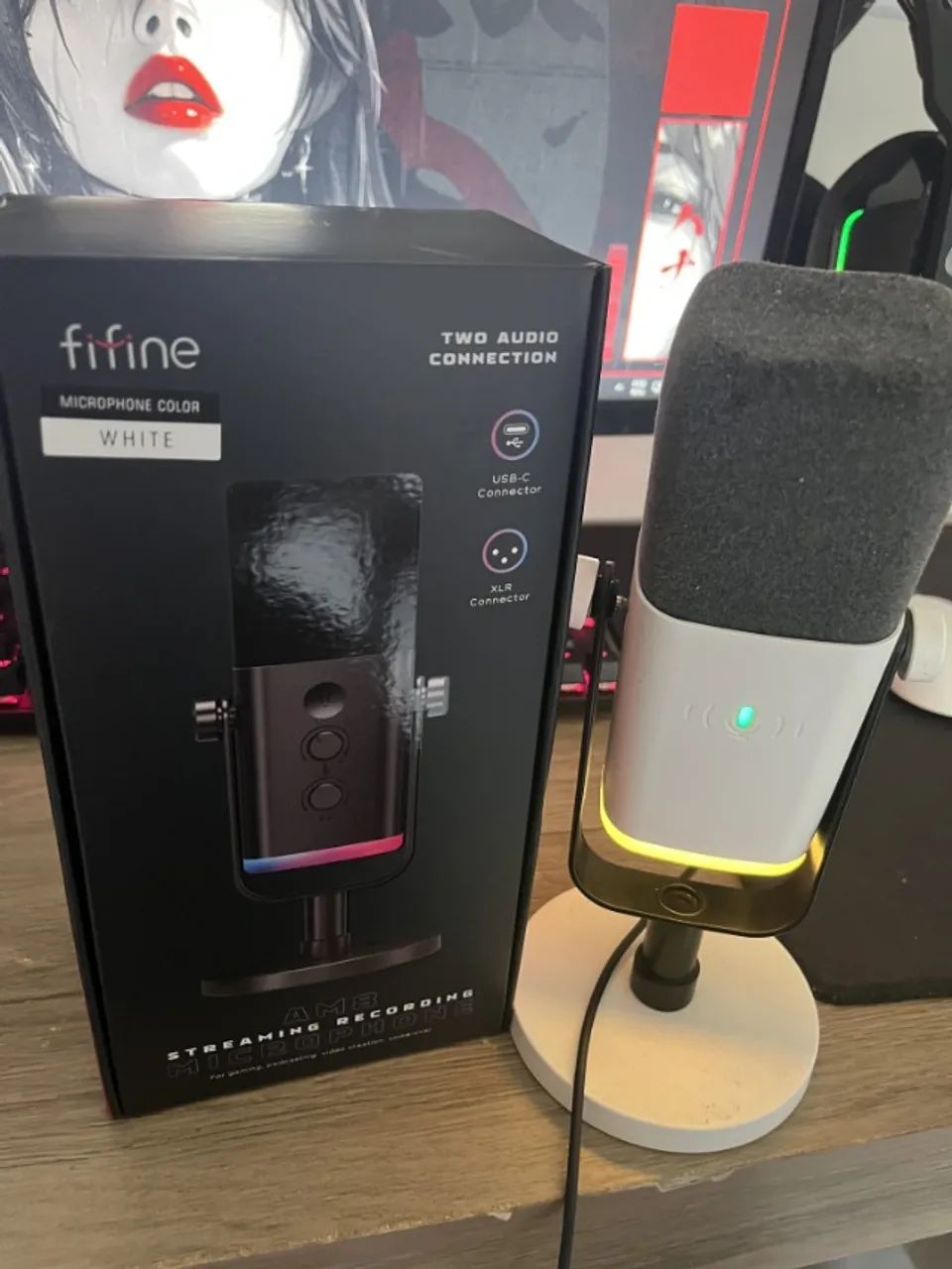 Microfone de Mesa Fifine AM8, com caixa