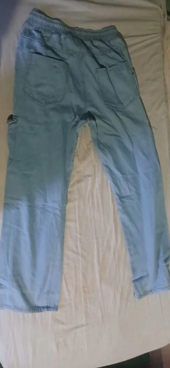 "Calça cargo GG em ótimo estado!! 