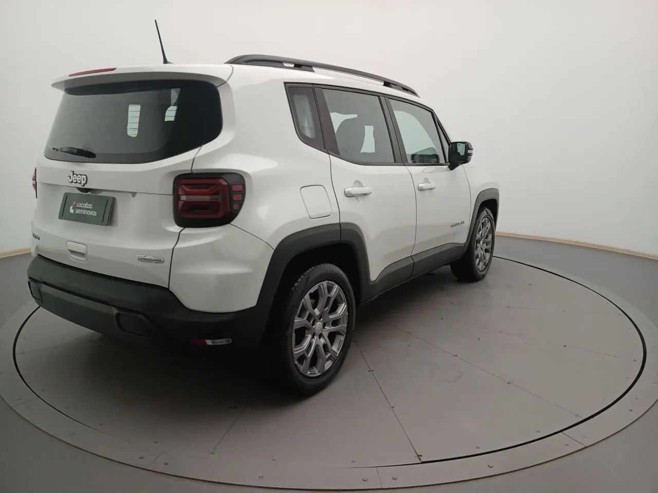 Jeep Renegade Long. T270 1.3 TB 4x2 Flex Aut., foto 4 de 9